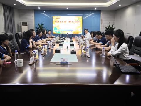 千里照归途 团圆共此时——和记官网集团举行外地职工中秋活动